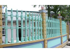 Chọn màu nào nổi bật cho hàng rào mùa nắng nóng