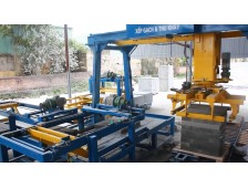 MÁY XẾP GẠCH KHÔNG NUNG TỰ ĐỘNG - ROBOT GẮP GẠCH TỰ ĐỘNG VIỆT NHẬT